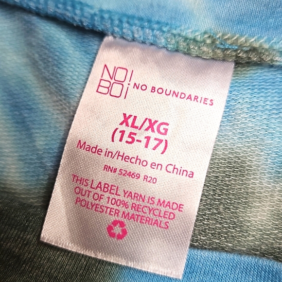 No Boundaries Tie Dye Boho Lobg Sleeve Tee - Picture 4 of 5